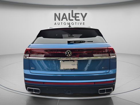 Used 2025 Volkswagen Atlas Cross Sport SEL Premium R-Line image 4