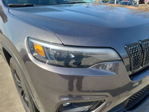 Used 2023 Jeep Cherokee Altitude Lux image 26