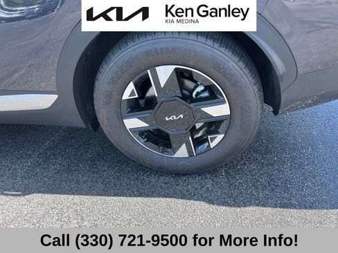 Certified 2026 Kia Sportage LX FWD image 22