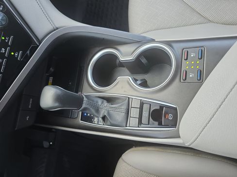 Used 2023 Toyota Camry XLE w/ Navigation Package FWD image 24
