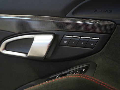 Used 2024 Porsche 718 Boxster GTS image 36