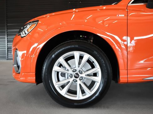 New 2025 Audi Q3 2.0T Premium image 5