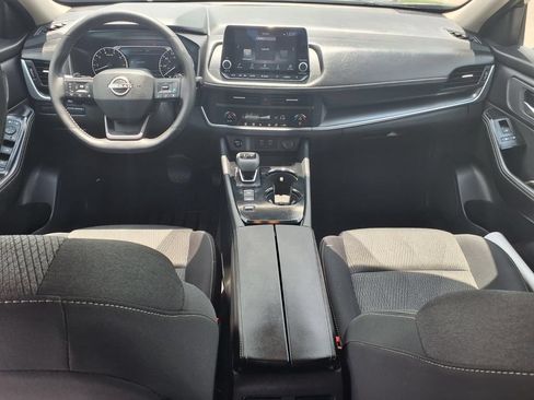 Used 2026 Nissan Rogue SV FWD image 18