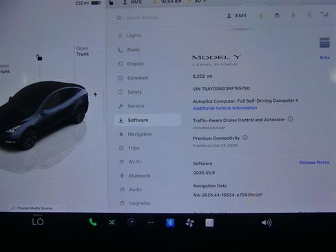 Used 2024 Tesla Model Y Long Range RWD image 8