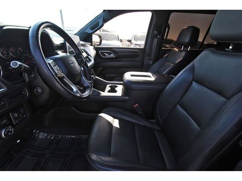 Used 2021 Chevrolet Tahoe Z71 w/ Z71 Signature Package image 6