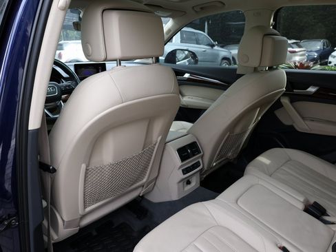 Used 2018 Audi Q5 2.0T Premium Plus w/ Premium Plus Package image 19