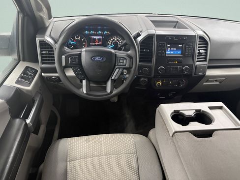 Used 2017 Ford F150 XLT w/ Trailer Tow Package image 7