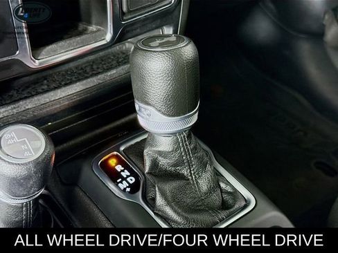 Used 2022 Jeep Wrangler Unlimited Sport AWD/4WD image 15