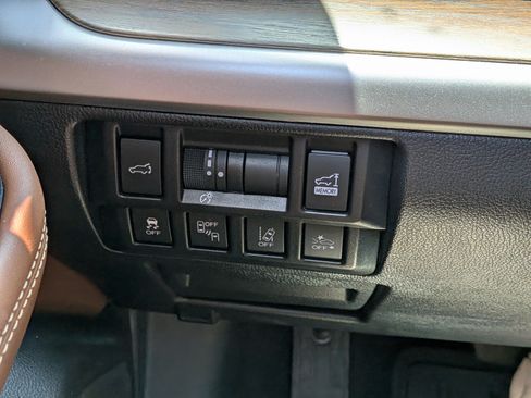 Used 2019 Subaru Outback 3.6R Touring w/ Popular Package #3A AWD/4WD image 25