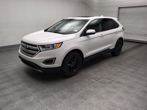 Used 2017 Ford Edge SEL w/ Cargo Accessory Package AWD/4WD image 2
