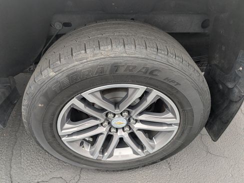 Used 2019 Chevrolet Colorado W/T w/ Custom Special Edition image 11