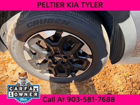 Certified 2024 Kia Sorento S image 9