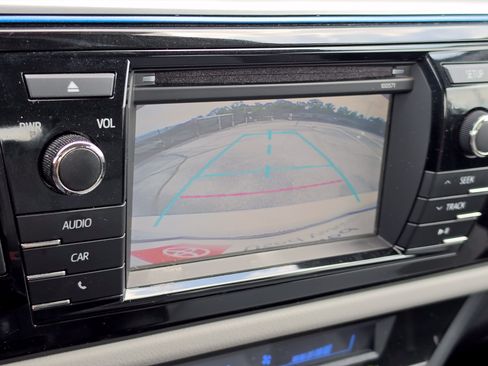 Certified 2016 Toyota Corolla LE FWD image 20