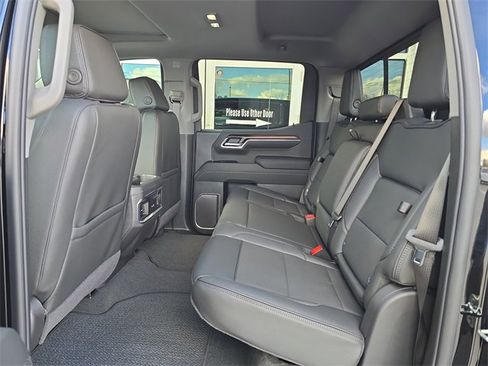 New 2026 GMC Sierra 1500 Denali w/ Denali Reserve Package image 15