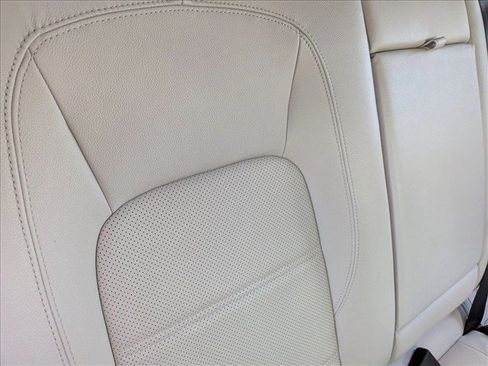 Used 2022 Jaguar E-PACE SE AWD/4WD image 19