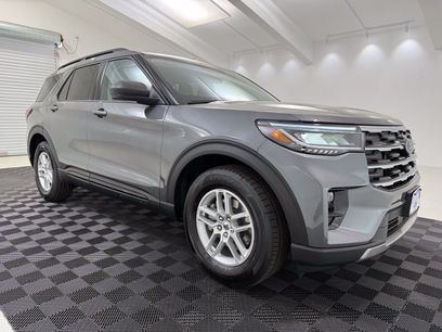 New 2026 Ford Explorer Active w/ Active Comfort Package