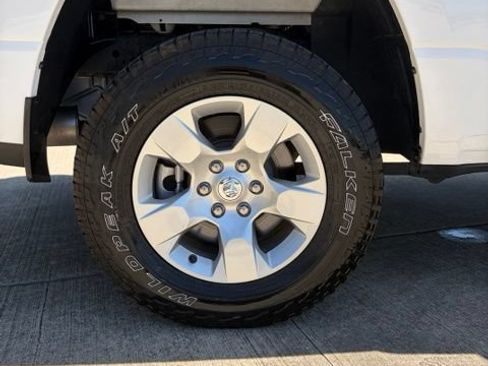 Used 2023 RAM 1500 Big Horn AWD/4WD image 12