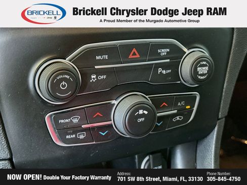 Used 2022 Dodge Charger SXT RWD image 30