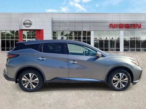 Used 2019 Nissan Murano S w/ Cargo Package FWD image 3