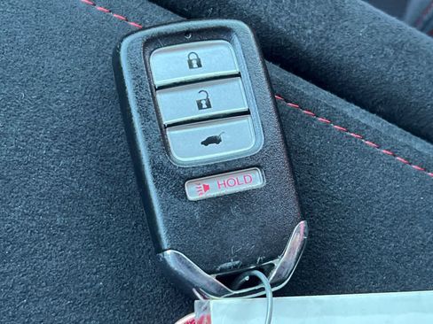 Used 2019 Honda Civic Type R image 26