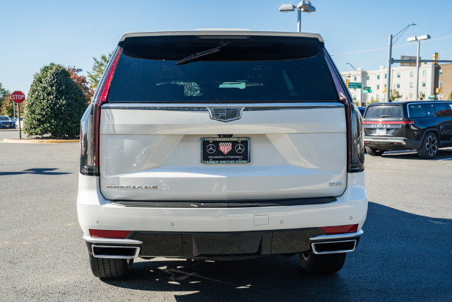 Used 2023 Cadillac Escalade Premium Luxury Platinum AWD/4WD image 6