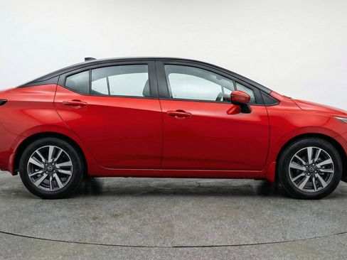 Used 2025 Nissan Versa SV image 11