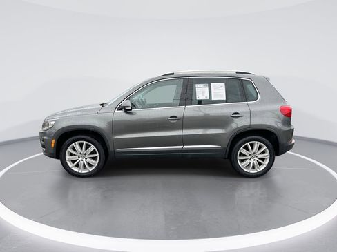 Used 2016 Volkswagen Tiguan SE image 5
