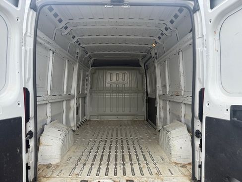 Used 2021 RAM ProMaster 2500 FWD image 14