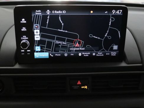 Used 2024 Honda Pilot Touring image 21