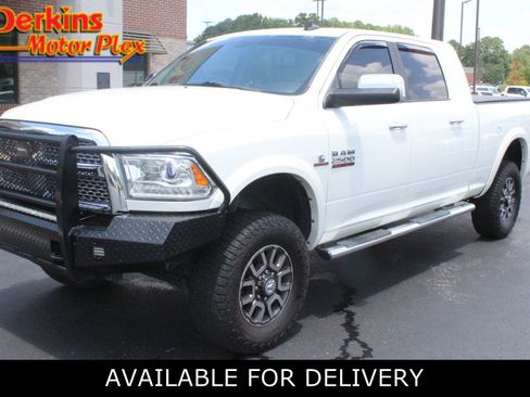 Used 2017 RAM 2500 Laramie w/ Convenience Group AWD/4WD image 1