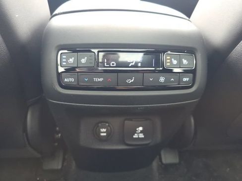 Certified 2025 Hyundai Palisade Calligraphy AWD/4WD image 18