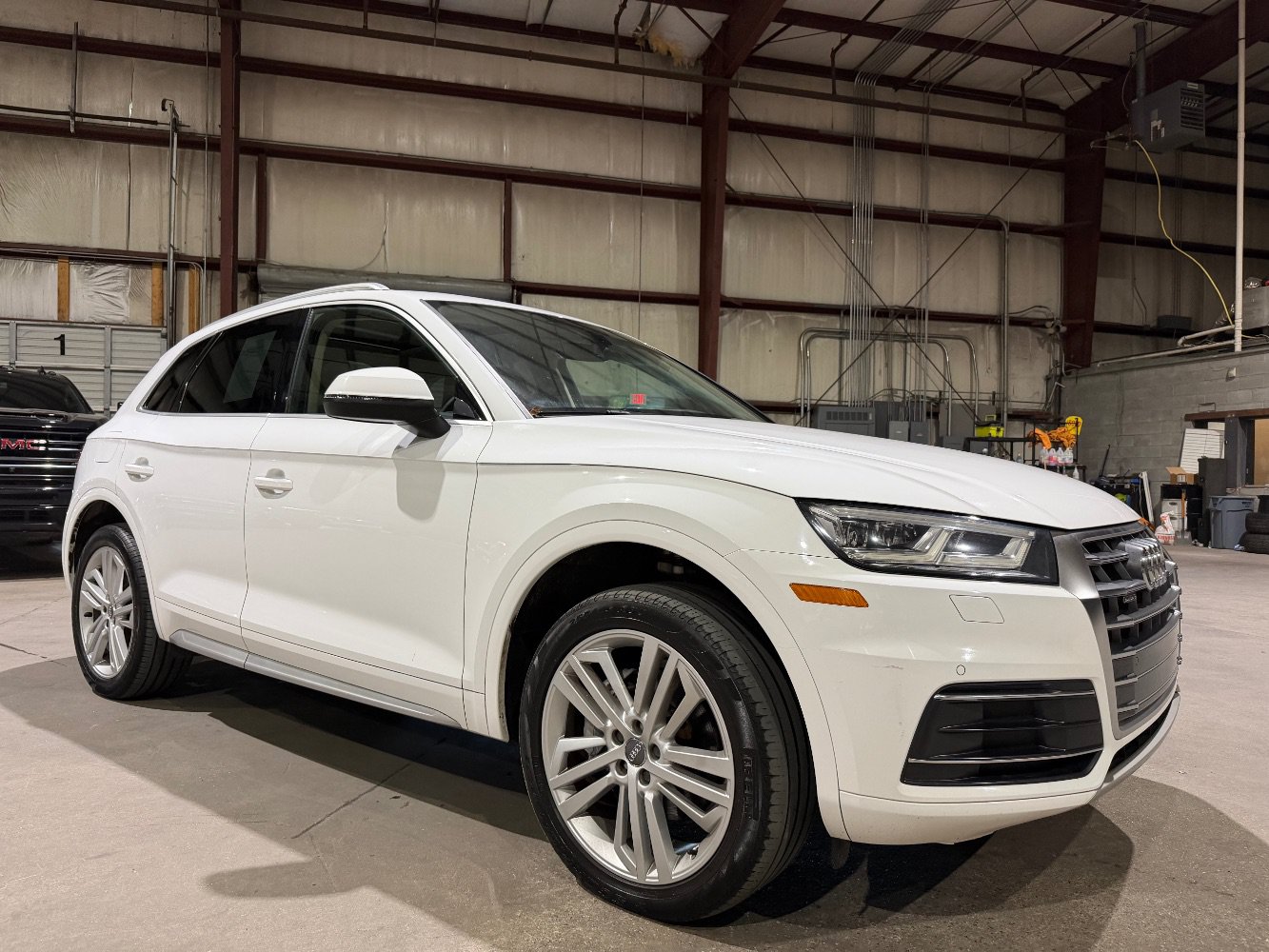 Used 2018 Audi Q5 2.0T Premium Plus w/ Premium Plus Package AWD/4WD image 1
