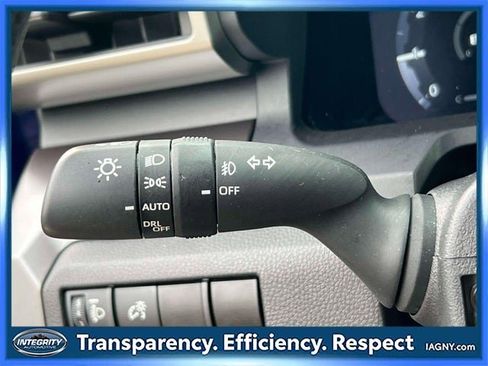 Used 2024 Toyota Tacoma TRD Off-Road image 23