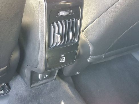 Used 2024 Jeep Compass Limited w/ Elite Group AWD/4WD image 13
