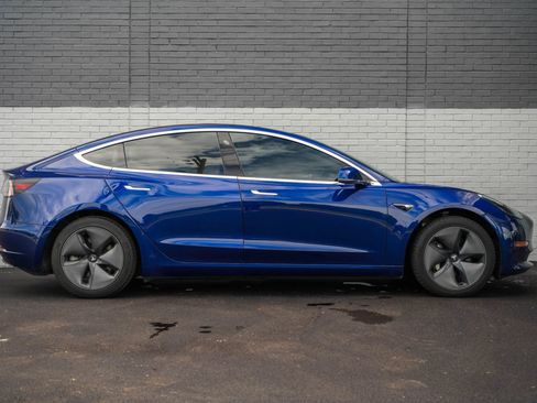 Used 2018 Tesla Model 3 Long Range AWD/4WD image 4