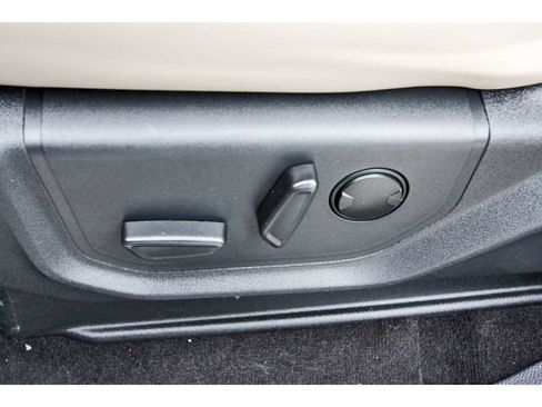 Used 2023 Ford Expedition XLT RWD image 27
