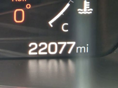 Used 2024 GMC Canyon AT4 w/ AT4 Premium Package image 26