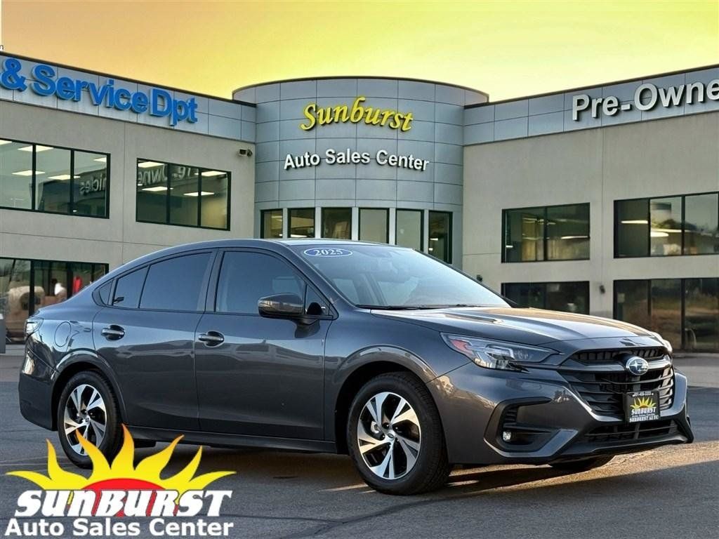 Used 2025 Subaru Legacy Premium w/ Popular Package #1A AWD/4WD image 1