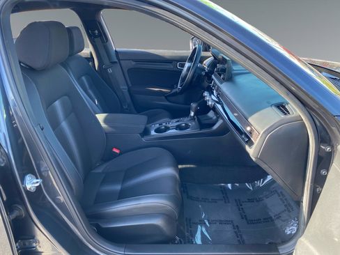 Used 2025 Honda Civic Sport image 15