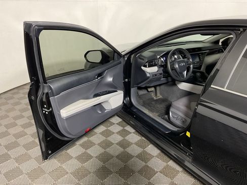 Used 2020 Toyota Camry LE w/ Convenience Package AWD/4WD image 19