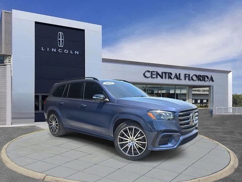 Used 2026 Mercedes-Benz GLS 450 4MATIC image 34