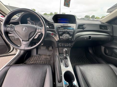Used 2013 Acura ILX w/ Technology Package FWD image 17