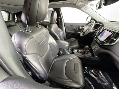 Used 2022 Jeep Cherokee Limited image 27