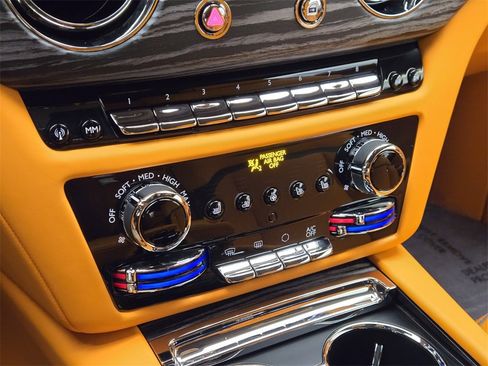 New 2025 Rolls-Royce Spectre w/ Spectre Launch Package image 34