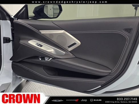 Used 2024 Chevrolet Corvette Stingray Premium Conv w/ Z51 Performance Package RWD image 17