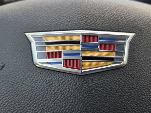 Used 2024 Cadillac XT4 Luxury FWD image 25