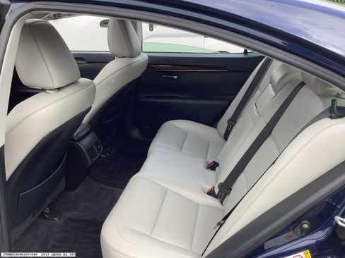 Used 2013 Lexus ES 350 w/ Luxury Pkg FWD image 12