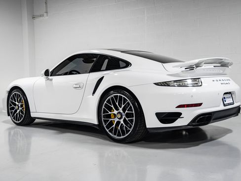 Used 2016 Porsche 911 Turbo S image 5