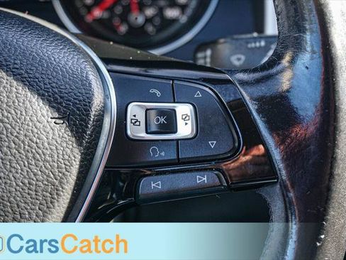 Used 2018 Volkswagen Atlas SE image 36