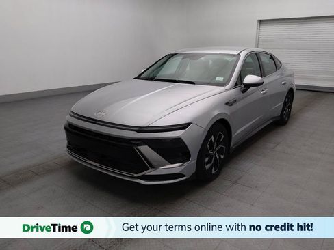 Used 2025 Hyundai Sonata SEL AWD/4WD image 1